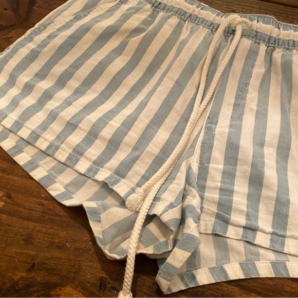 AERIE womens striped cotton pull on shorts M - Picture 3 of 3